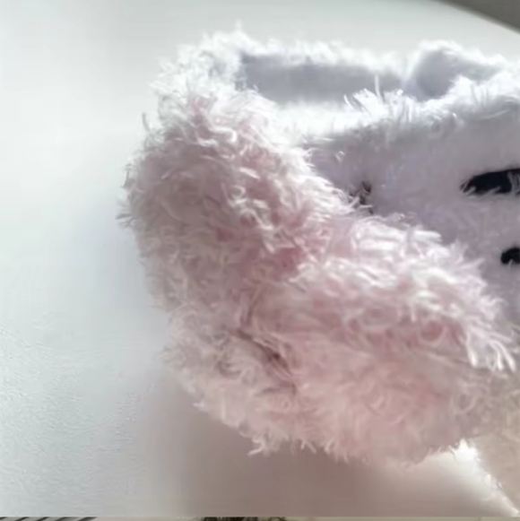 Plush Visor - Picture 5 of 6